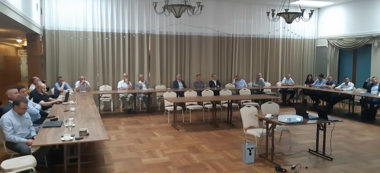 V posiedzenie rady gospodarczej WEiI